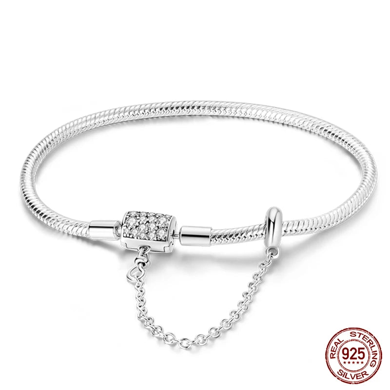 925 sterling zilveren bedelarmband – Ster, maan, zon & klavertje vier met groene zirconia